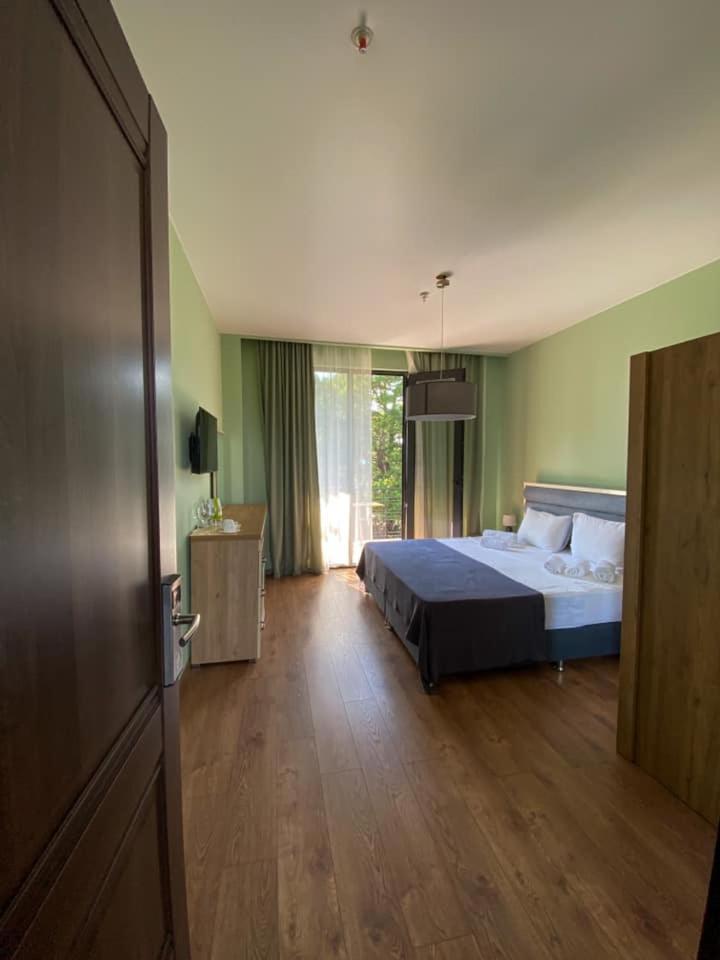 Kobuleti Garden Inn Екстер'єр фото